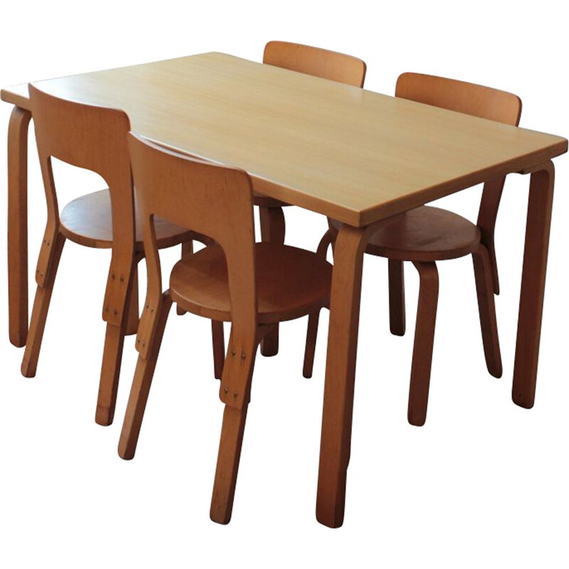 Set of 4 vintage chairs model 66 and 1 dining table Alvar Aalto