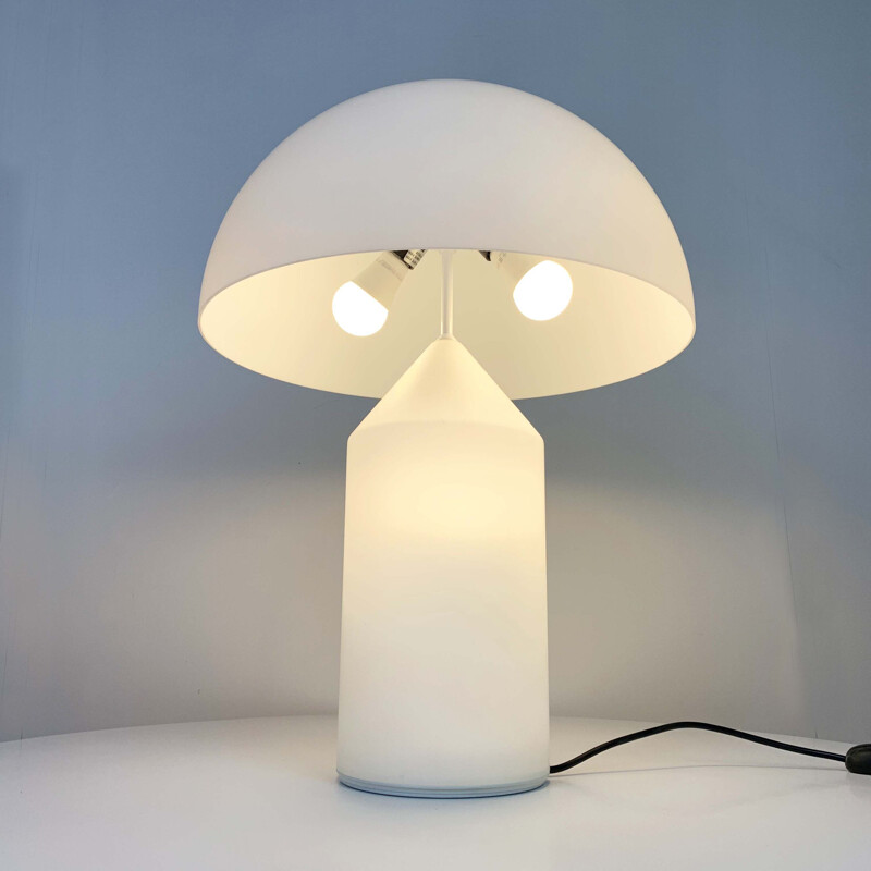 Vintage White Glass Atollo Table Lamp by Vico Magistretti for Oluce, 1960s