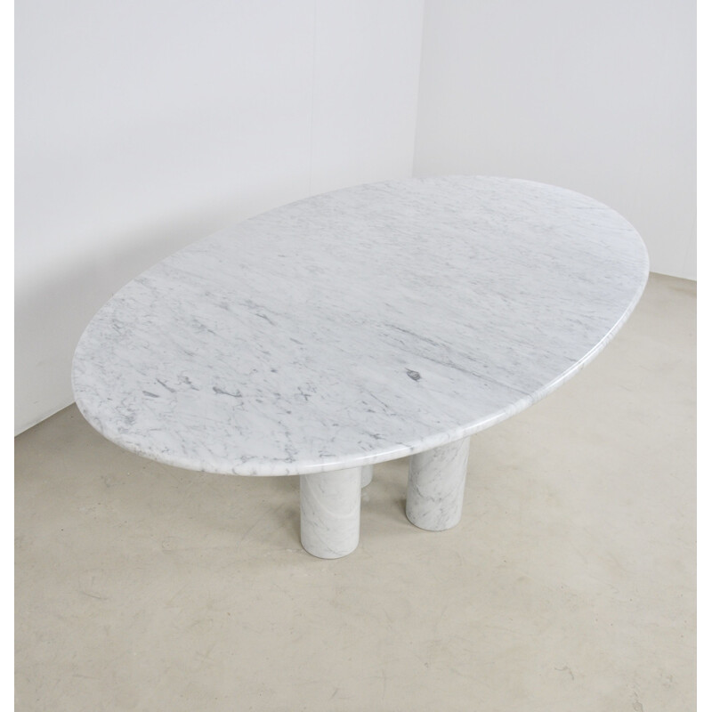 Vintage carrara marble table 4 legs in cylinders and oval top by Mario Bellini by Cassina 1970