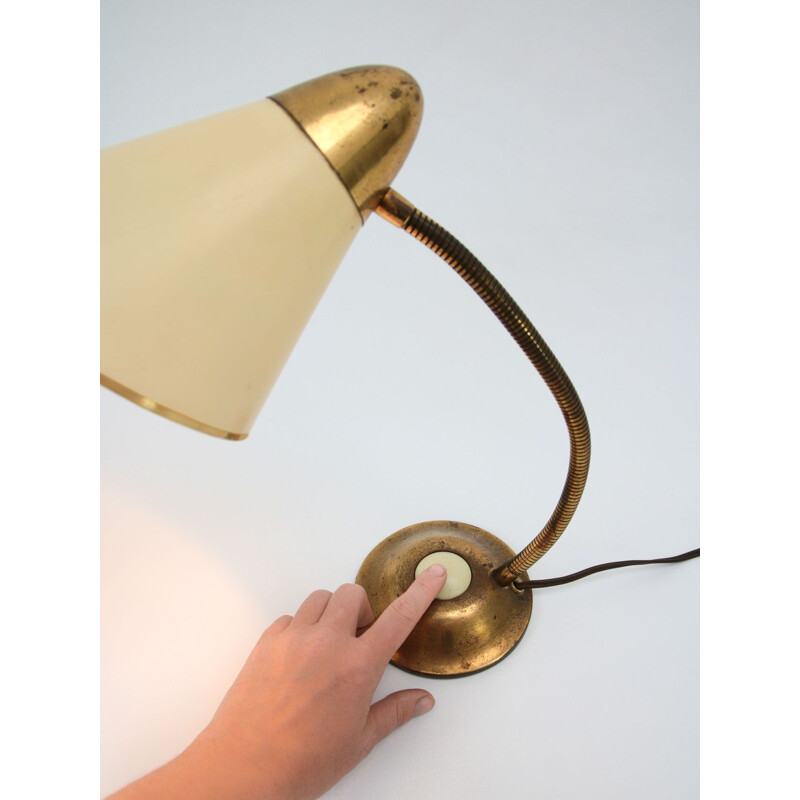 Lampe de table vintage à gros boutons en laiton