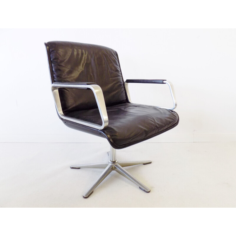 Paire de fauteuils vintage en cuir noir par Wilkhahn Delta 2000 