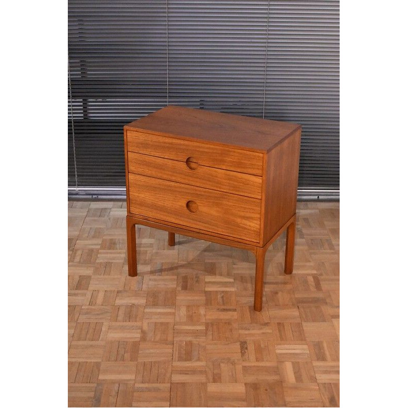 Vintage Model 386 Chest Of Drawers Teak  Kai Kristiansen For Aksel Kjersgaard