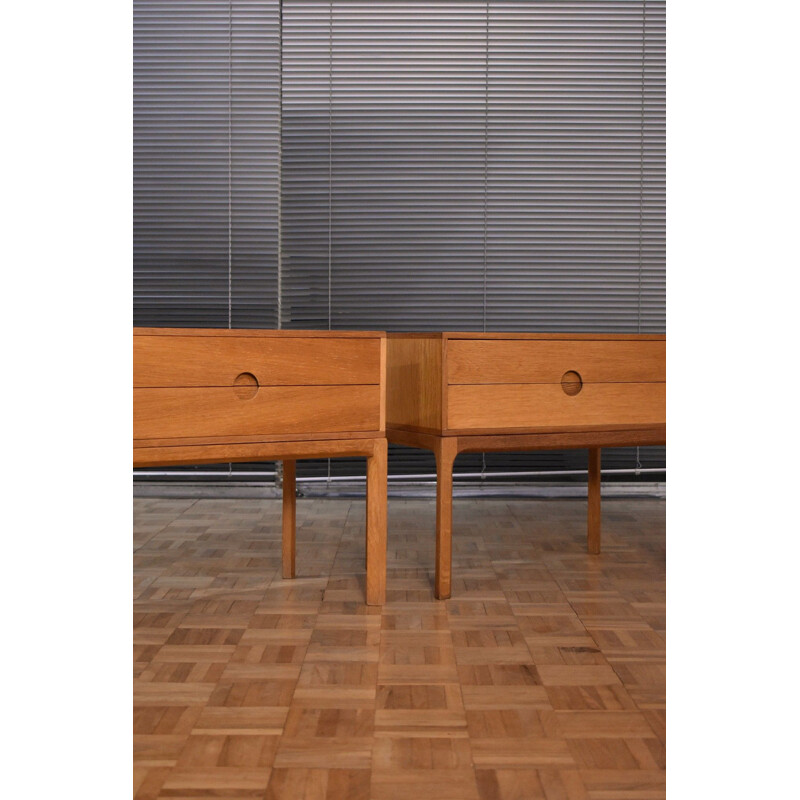 Pair Of vintage Model 384 Oak Nightstands kai Kristiansen For Aksel Kjersgaard