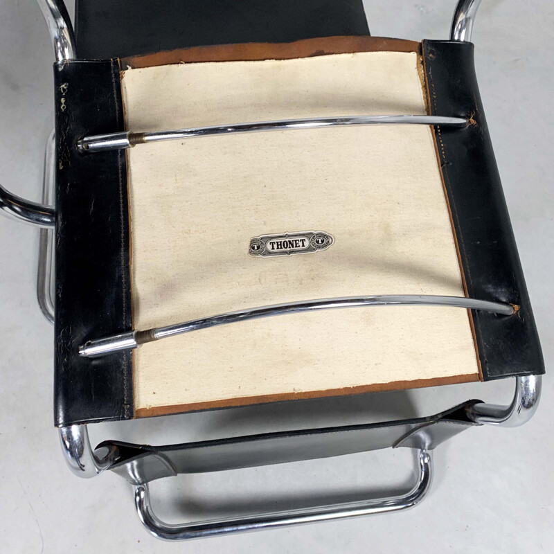 Lot de 4 chaises vintage en cuir par Mart Stam 1930