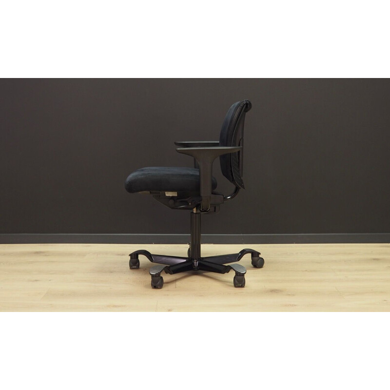 Vintage office chair Model H05 5100 by HAG. Original black, metal Scandinavian 1990's