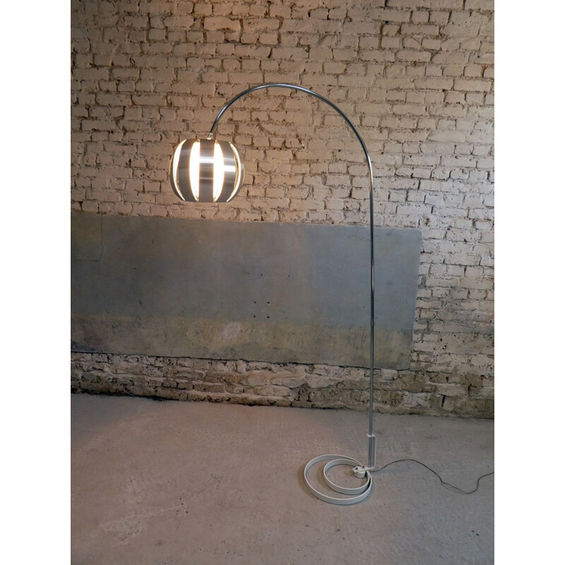 Vintage floor lamp with aluminum lamella shade and white plasticized paper, 1970