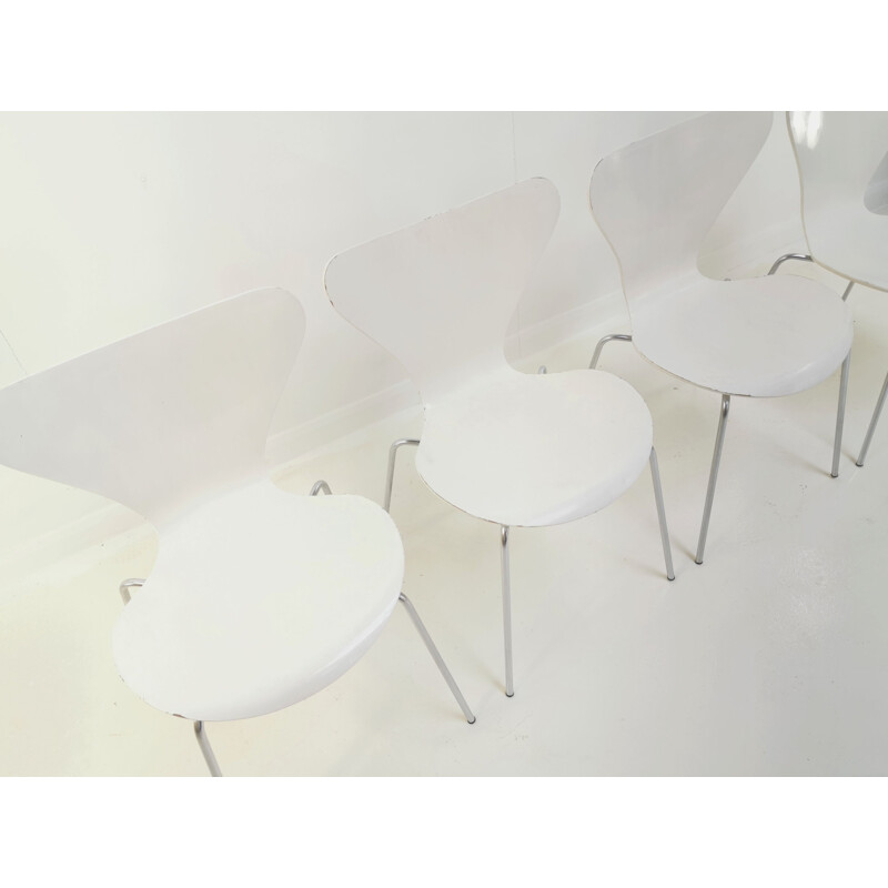 Ensemble de 5 chaises vintage Arne Jacobsen pour Fritz Hansen 1968