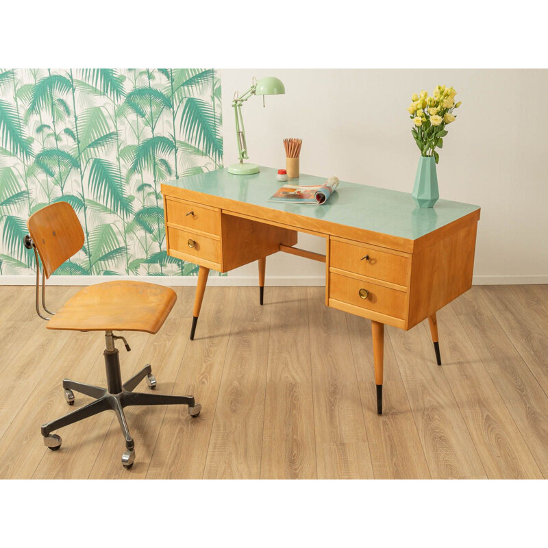 Bureau vintage en frêne Formica à longs pieds inclinés 1950