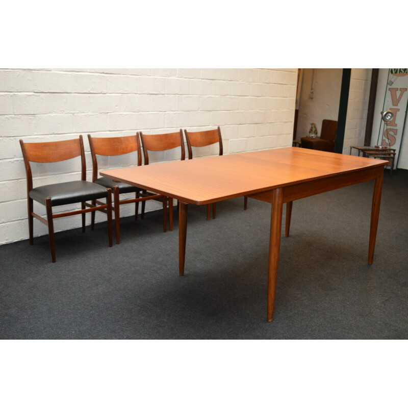 Dining set of a Pastoe extendable table and 4 chairs, Cees BRAAKMAN - 1970s