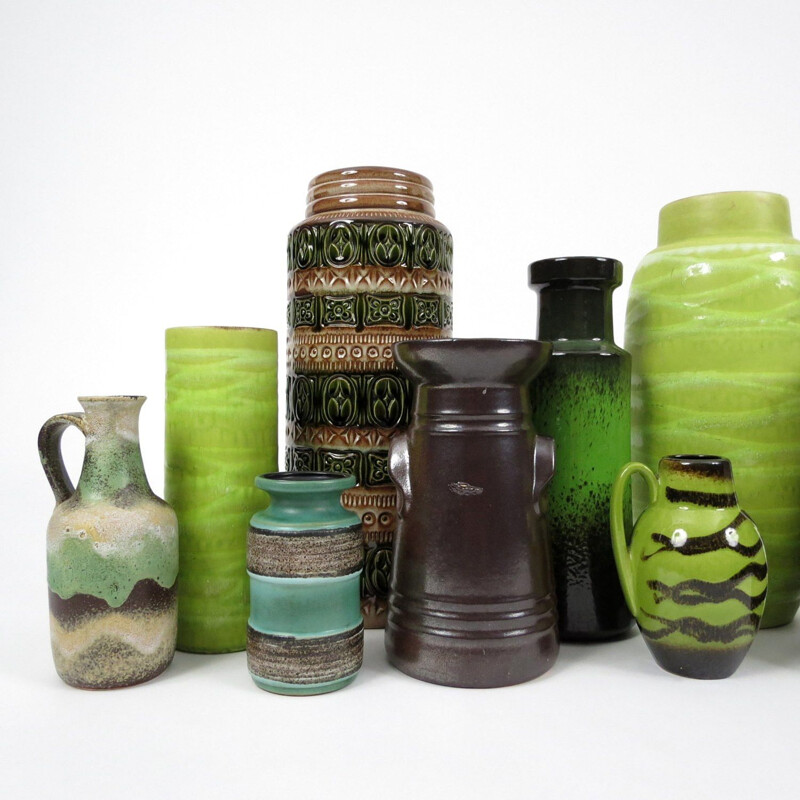 Ensemble de 15 vases vintage en céramiqu