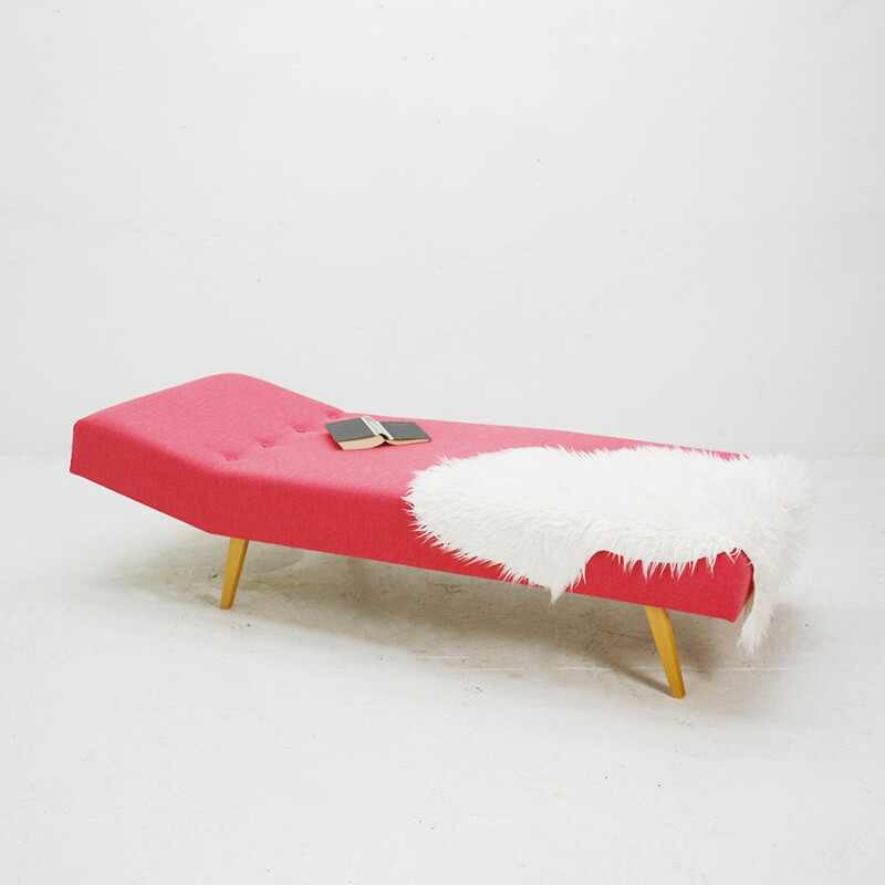 Daybed in pink fabric - 1950s