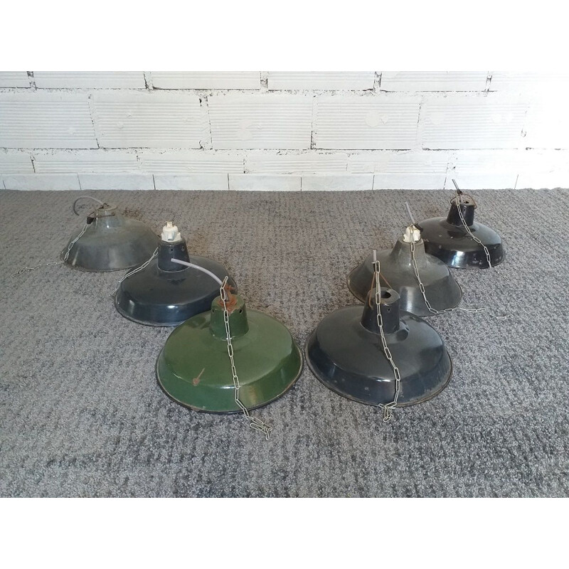 Lot of 6 vintage industrial factory lamps