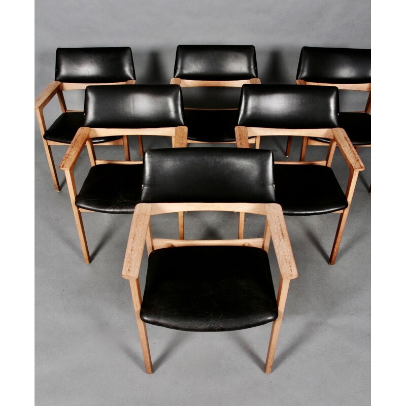 Vintage black leather armchair Scandinavian Design 1950