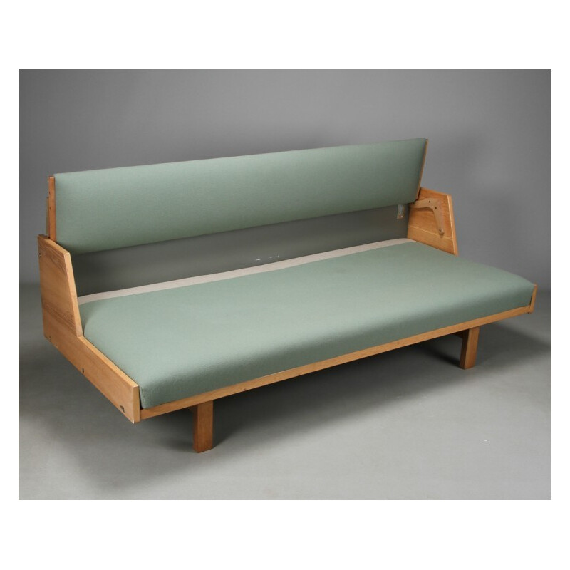 Superb greenGE-258 bench seat, Hans WEGNER - 1970s