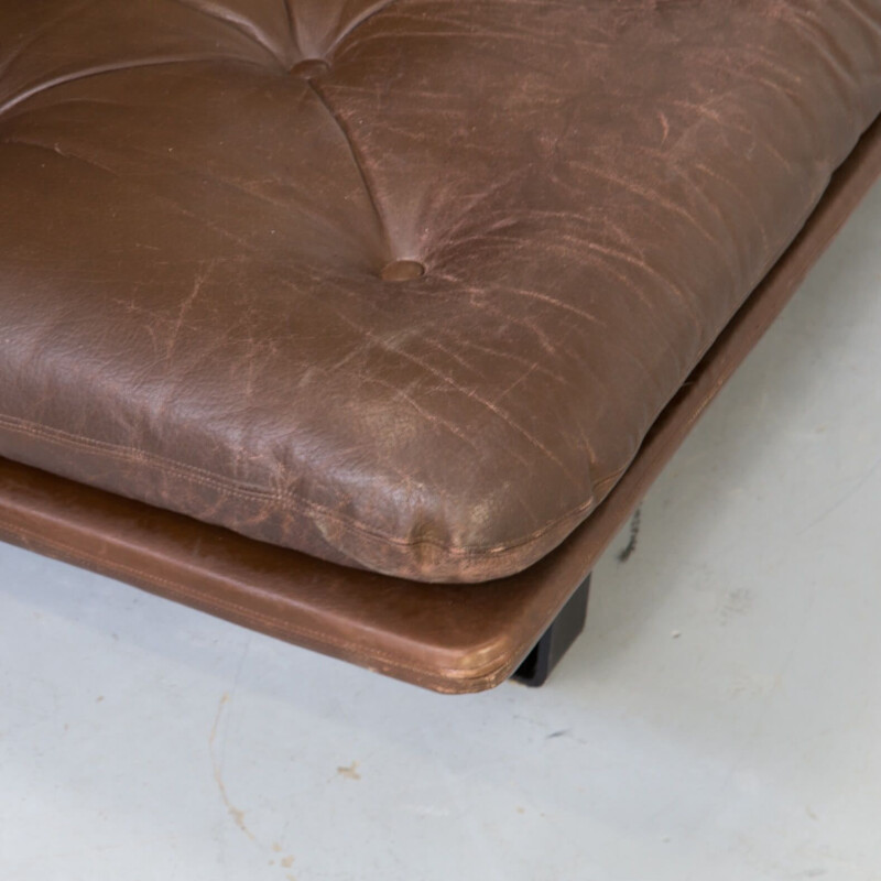 Vintage 3 seat sofa C684 leather  for Artifort by Kho Liang Ie 1960s