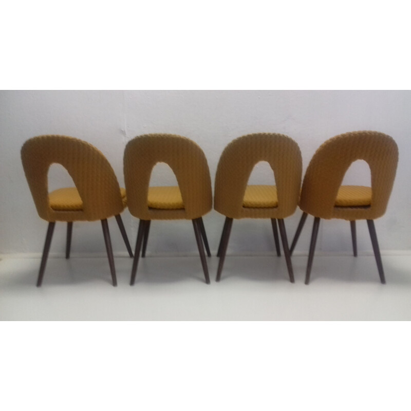 Ensemble de 4 chaises vintage par Antonín Šuman 1960