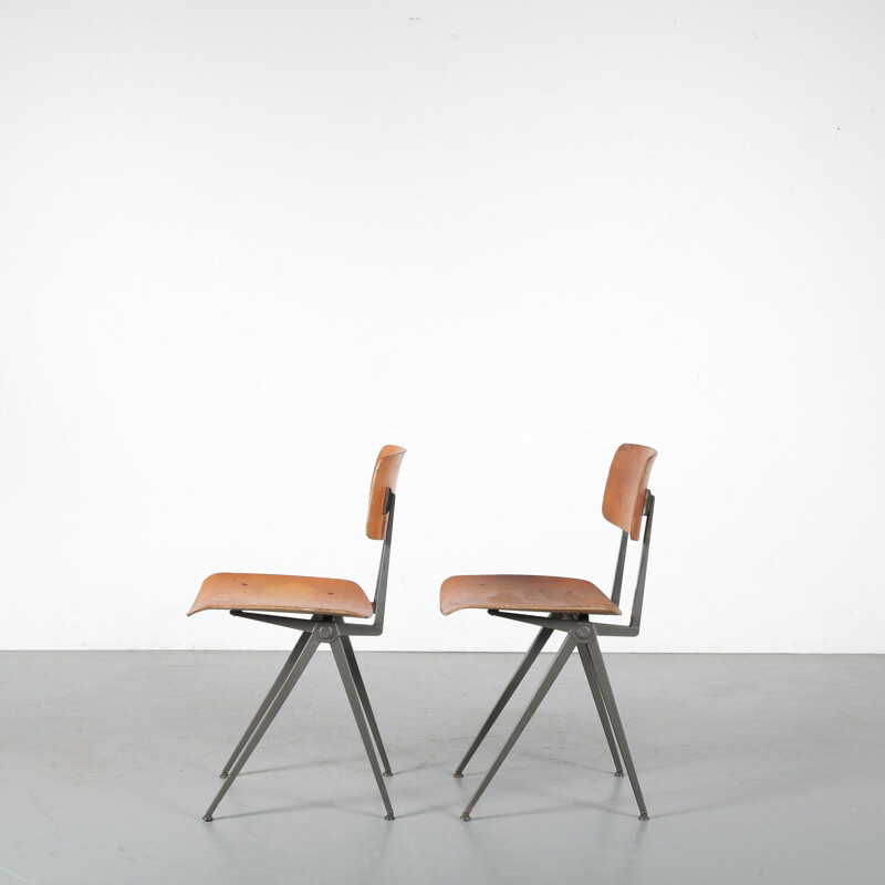 Set of 8 vintage industrial school chairs by Marko, Netherlands 1950s