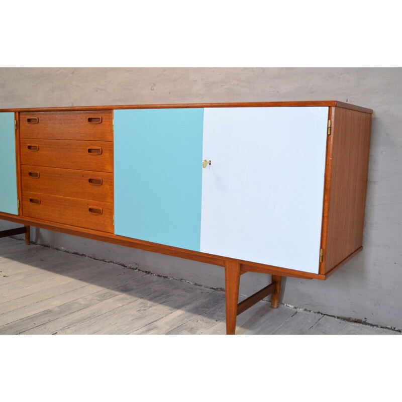 Enfilade scandinave en teck avec portes bleues  - 1970