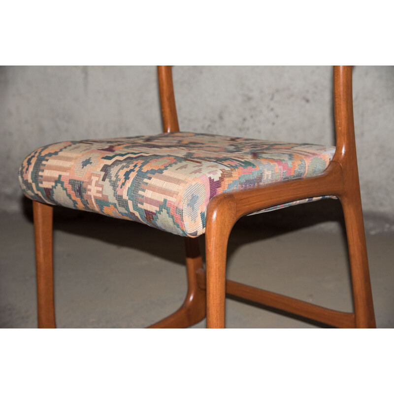 Série de 4 chaises vintage traineau Baumann 1960