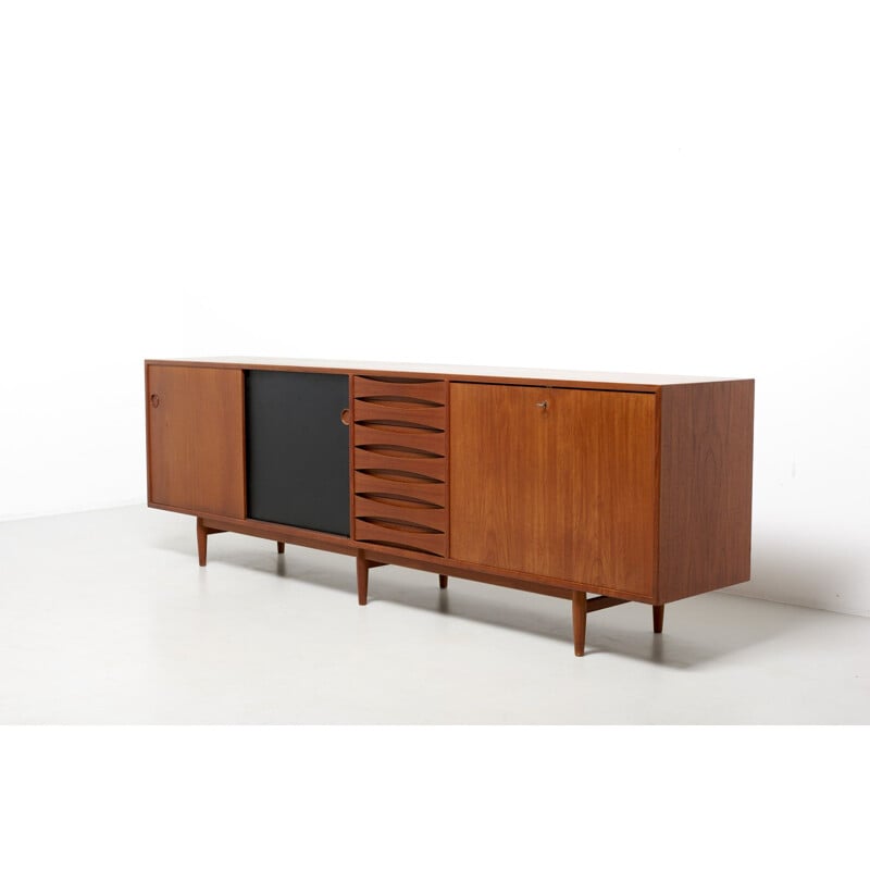 Buffet Vintage Modèle 29 A par Arne Vodder pour Sibast Furniture, Danemark 1959