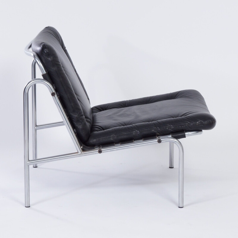 Vintage Easy Chair Black Leather by Martin Visser for 't Spectrum, Osaka 1960s