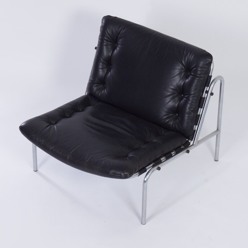 Vintage Easy Chair Black Leather by Martin Visser for 't Spectrum, Osaka 1960s