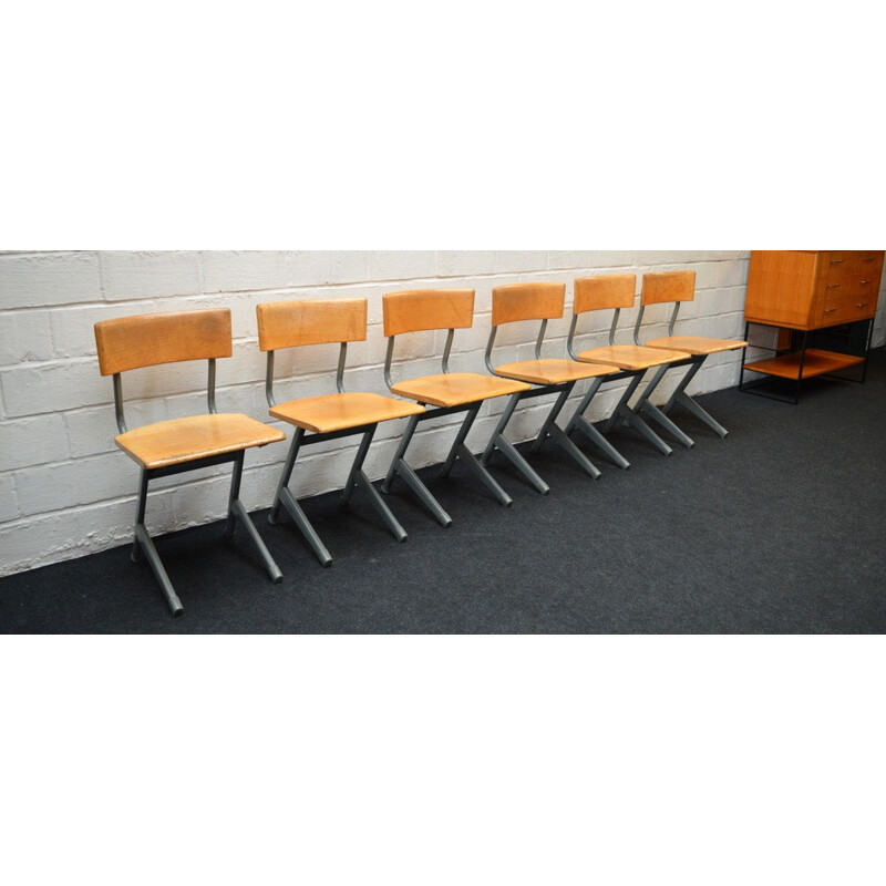 Set of 6 industrial chairs in wood and steel - 1950s