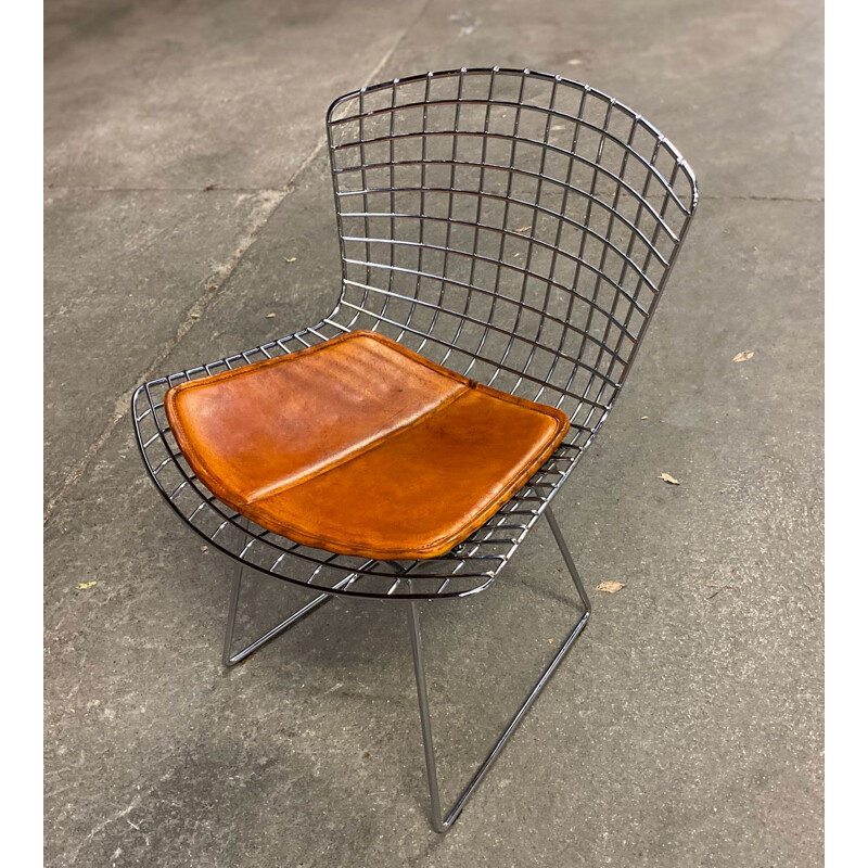 Série de 4 chaises vintage Knoll cuir chromées Harry Bertoia