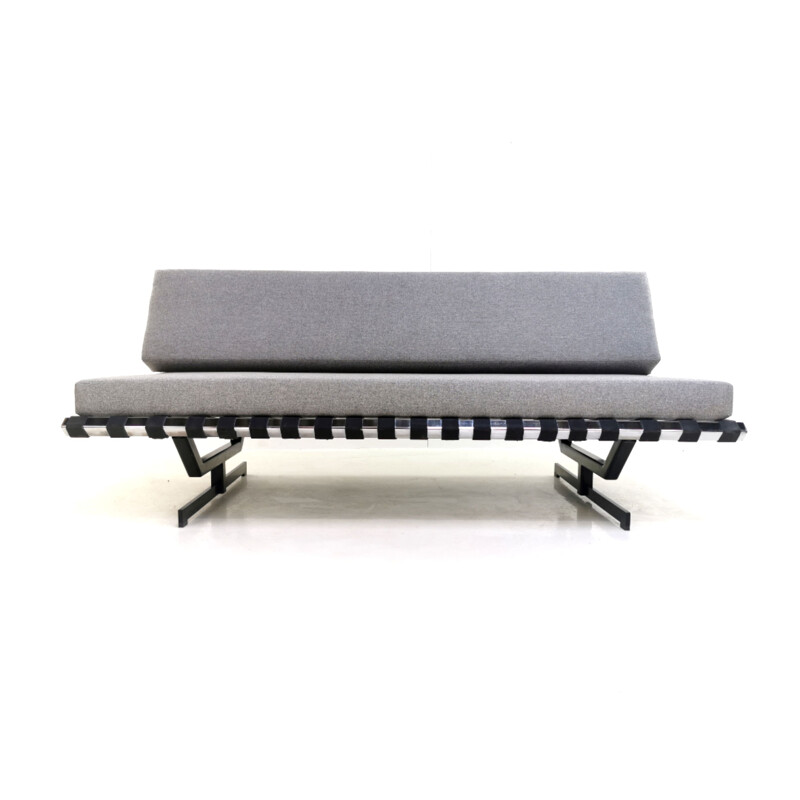  Mid Century Robin Cruikshank Convertible Daybed Sofa In Grey Herringbone 1960