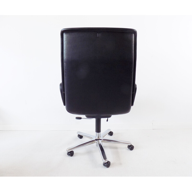 Vintage Highback black leather office chair by Delta Wilkhahn Delta 2000