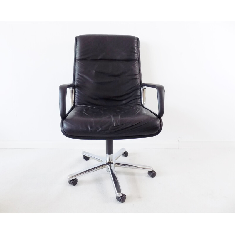 Vintage Highback black leather office chair by Delta Wilkhahn Delta 2000