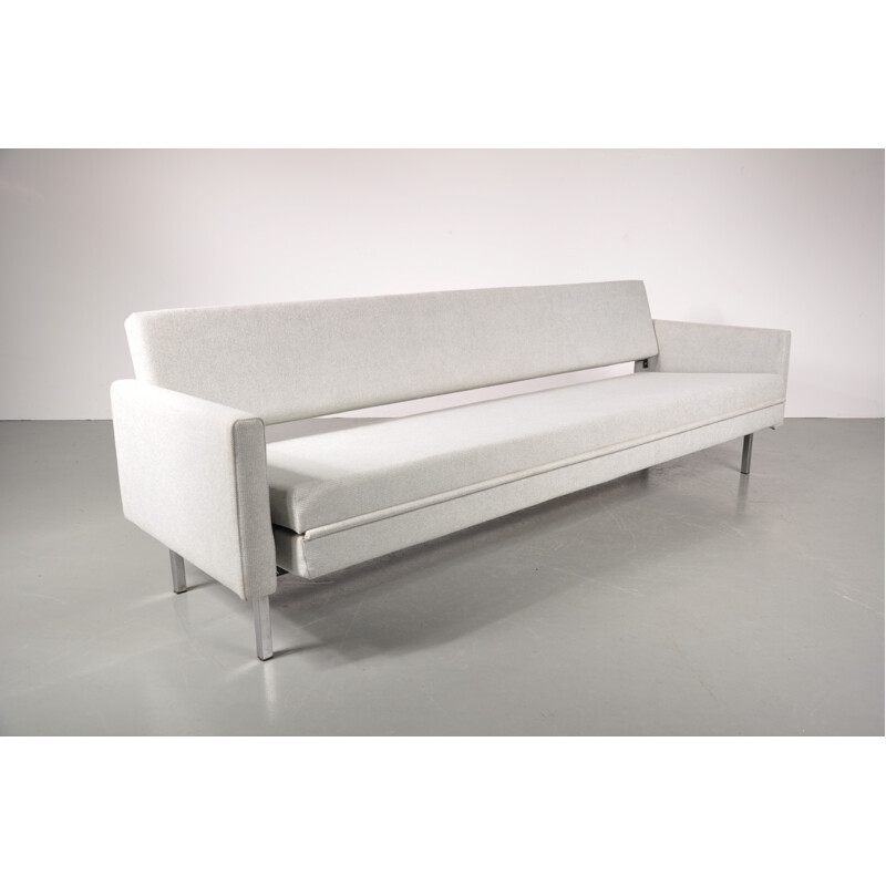 Spectrum sleeping sofa in metal and grey fabric, Martin VISSER - 1950s