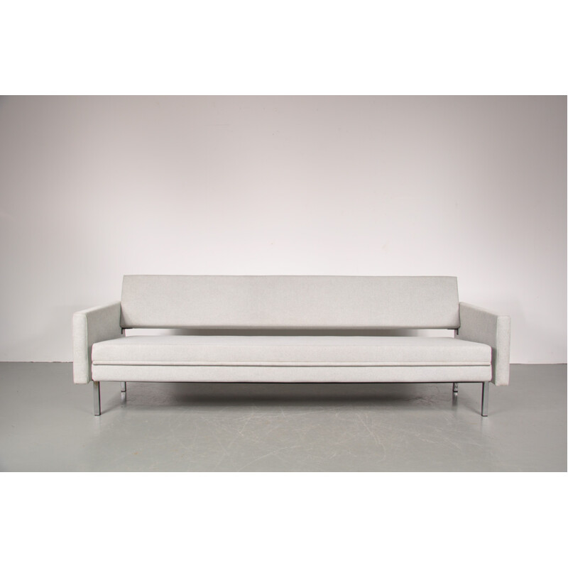 Spectrum sleeping sofa in metal and grey fabric, Martin VISSER - 1950s