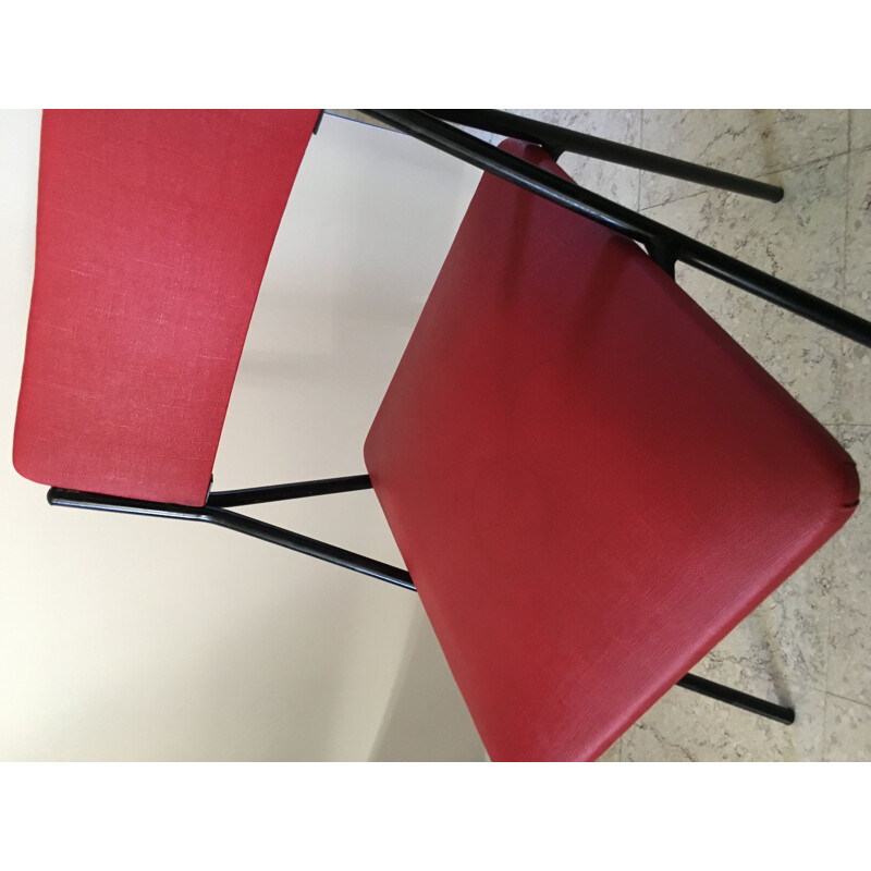 Chaise vintage rétro rouge