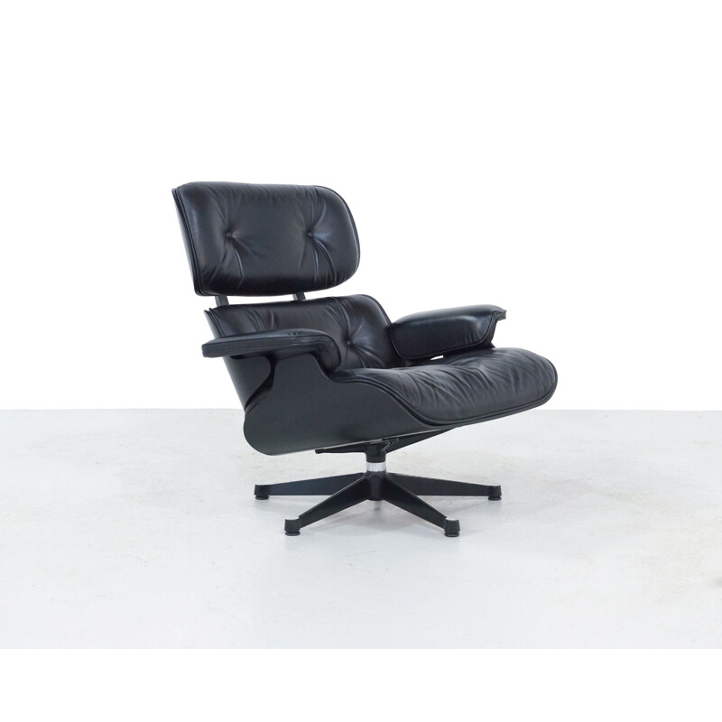 Vintage Lounge Chair by Charles & Ray Eames for Vitra 1992