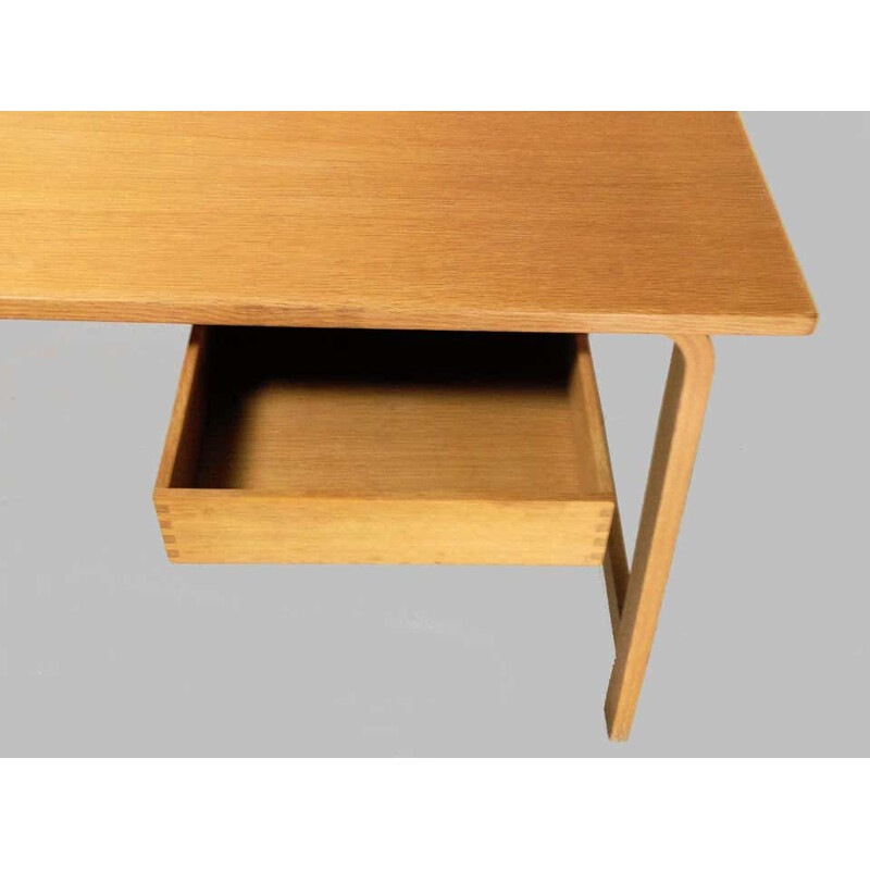 Vintage eikenhouten bureau en stoel van Arne Jacobsen voor Fritz Hansen, 1965