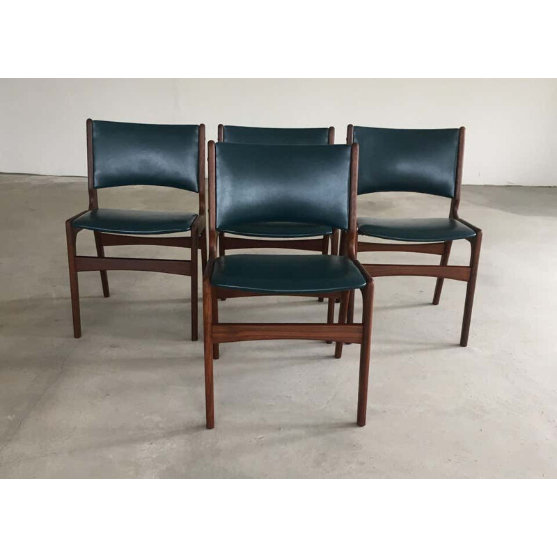 Set van 4 vintage massief teakhouten stoelen, Inc. 1980 Deense herstoffering