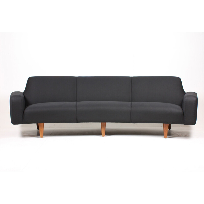 Aarhus Polstrermøbelfabrik Scandinavian curved black sofa Illum WIKKELSO - 1960s