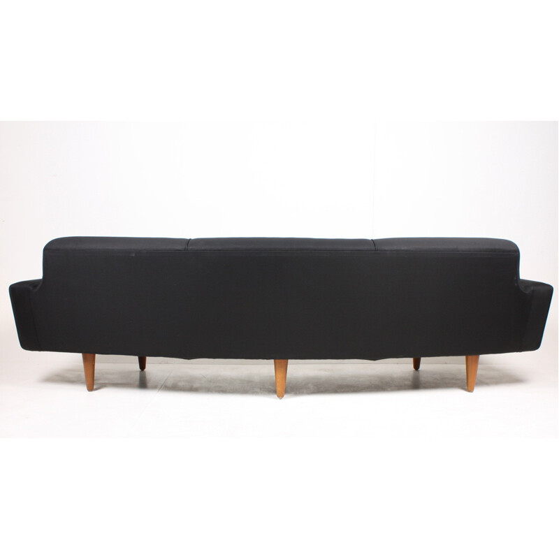 Aarhus Polstrermøbelfabrik Scandinavian curved black sofa Illum WIKKELSO - 1960s