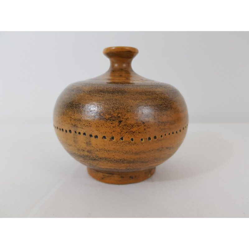 Vase en céramique vintage de couleur ocre de jacques Blin 1950