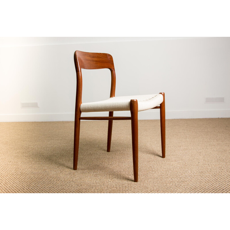 Suite of 6 vintage chairs in Teak and rope, model N 75 from N.O.Moller Danish