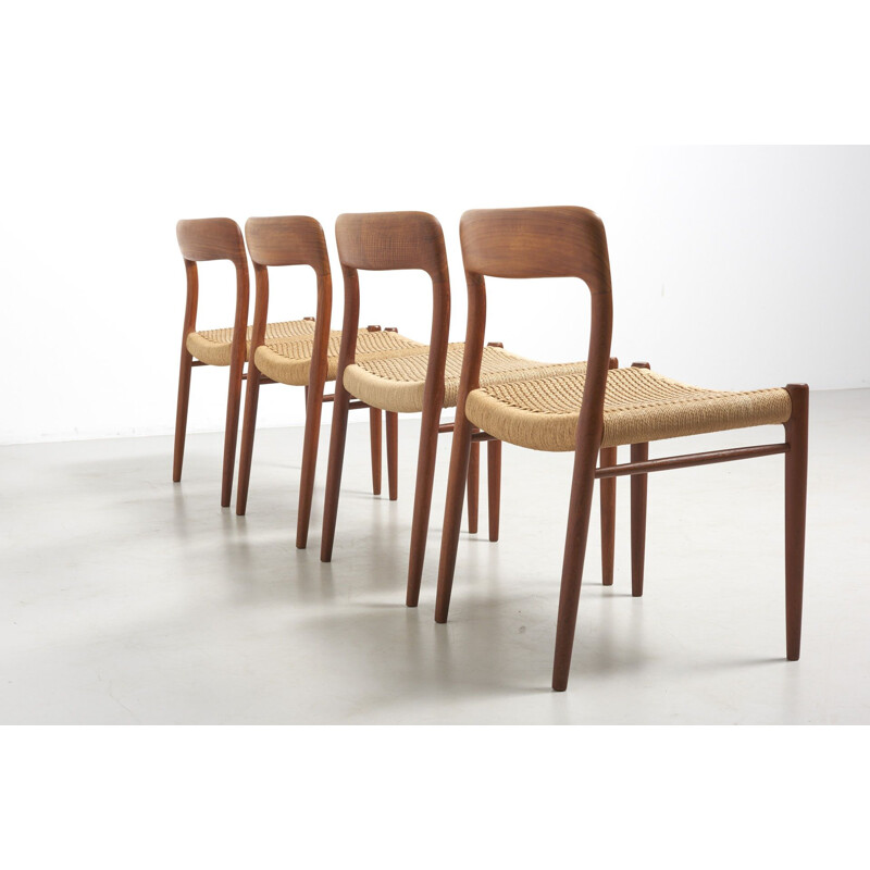 Ensemble de 4 chaises vintage en teck et papier-cordon de Niels O. Møller pour J.L Møllers Møbelfabrik, Danemark 1954