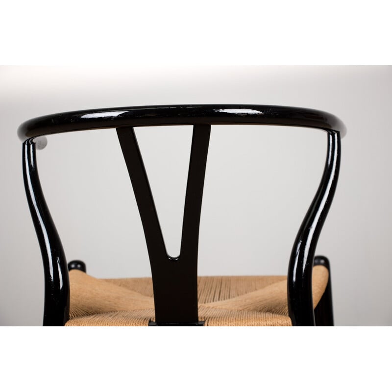 Série de 6 chaises vintage modèle CH24 "Wishbone Chair" par Hans Wegner Danoises 1949