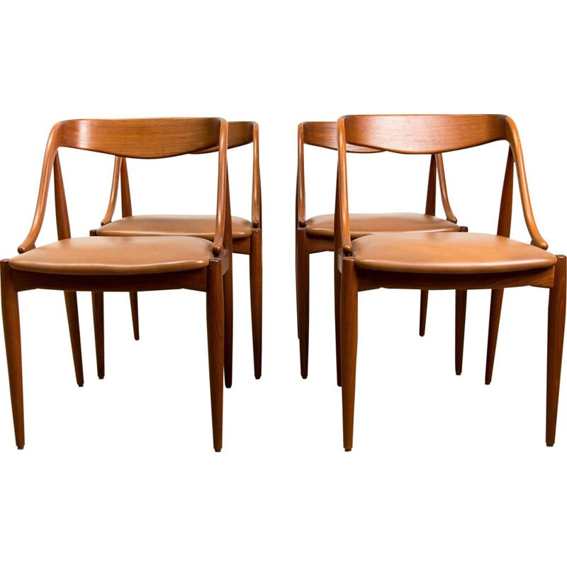 Set of 4 vintage teak chairs by Johannes Andersen Danes 1965