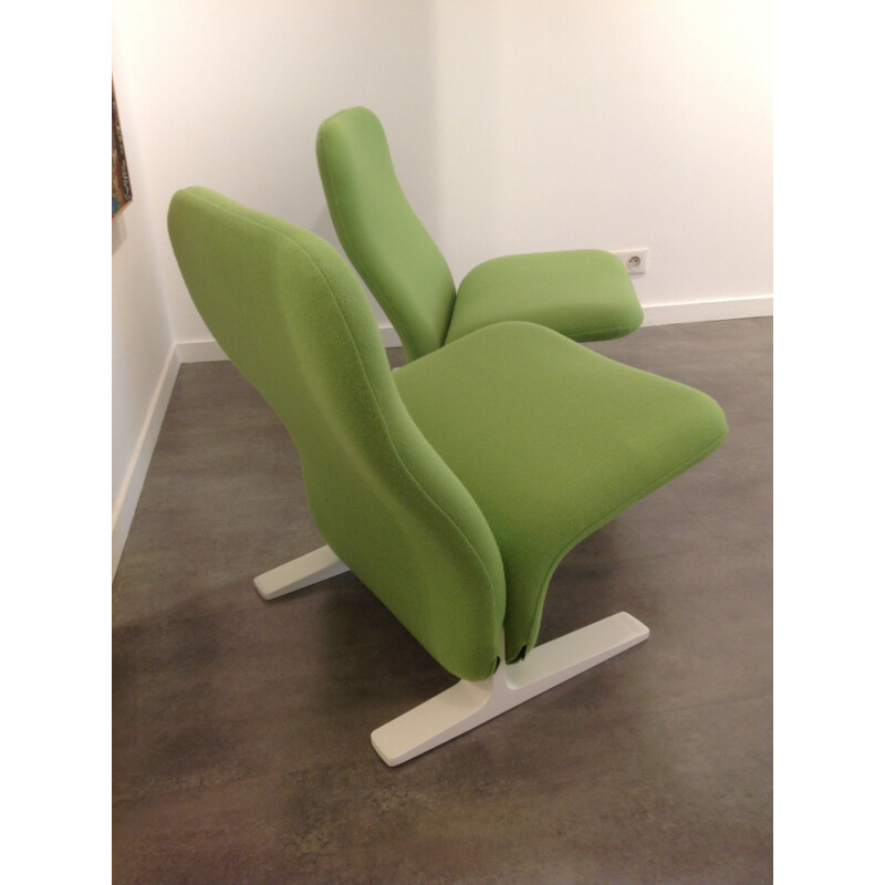 Pair of green armchairs "Concorde", Pierre Paulin - 1960s