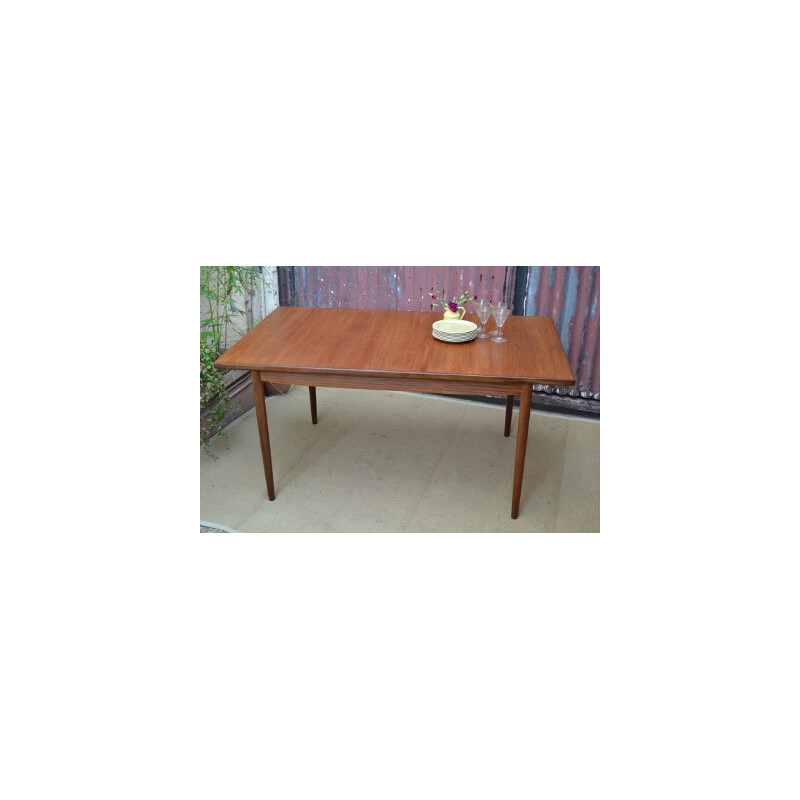 G-Plan dining table with two extension leaves in teak, Ib KOFOD-LARSEN - 1960s