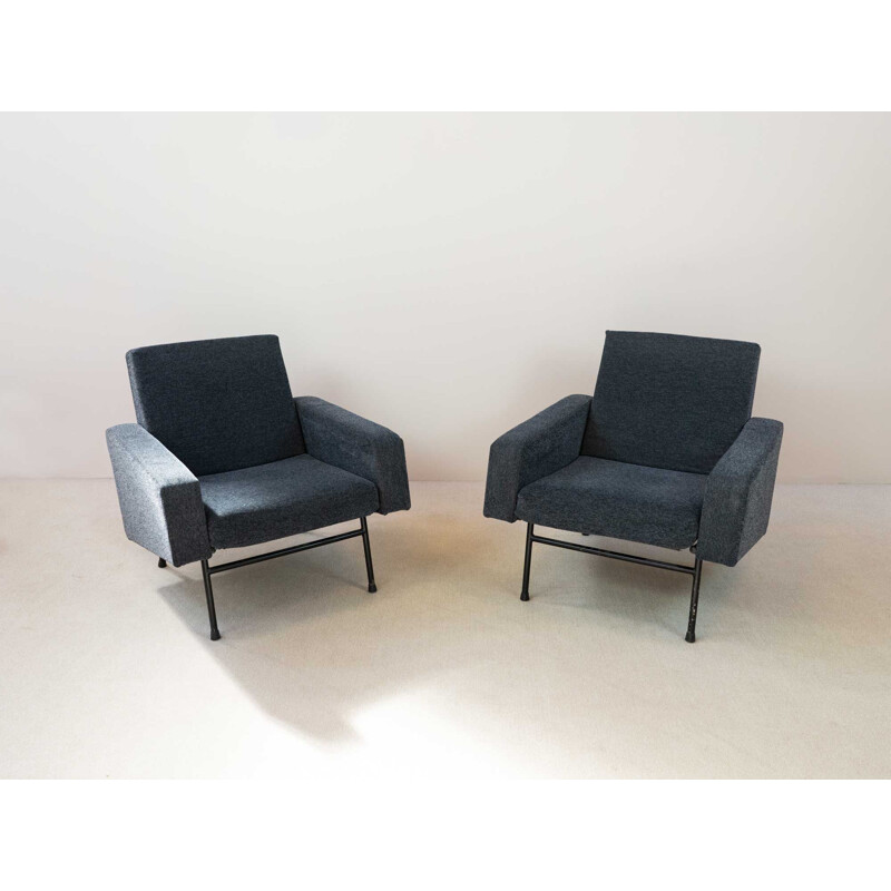 Pair of vintage G10 armchairs by Pierre Guariche poue Airborne, 1960