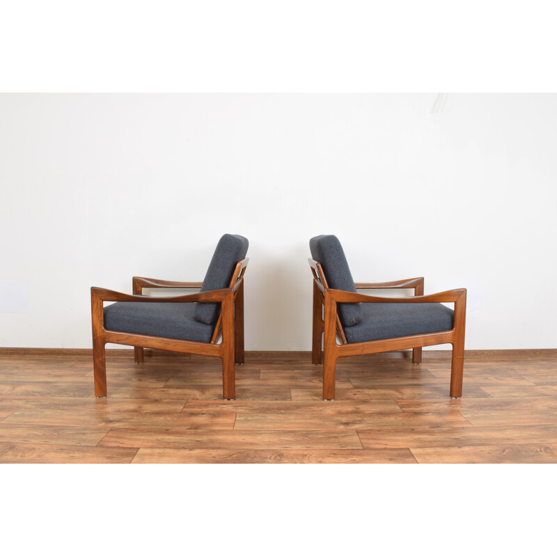 Pair of lounge chairs by Illum Wikkelsø for Danish Niels Eilersen, 1960