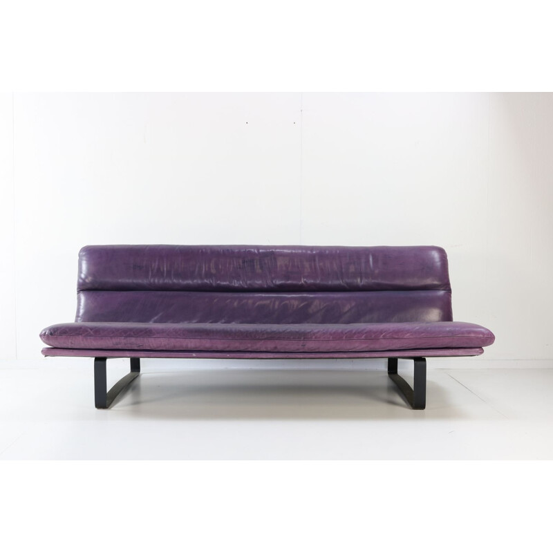 Canapé 3 places vintage Artifort en cuir violet
