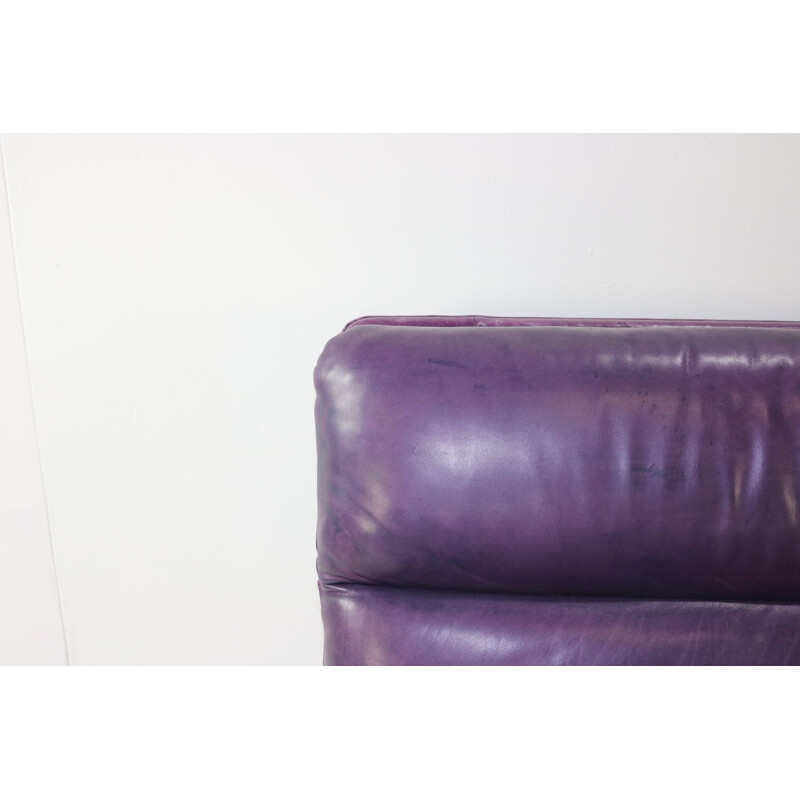 Canapé 3 places vintage Artifort en cuir violet